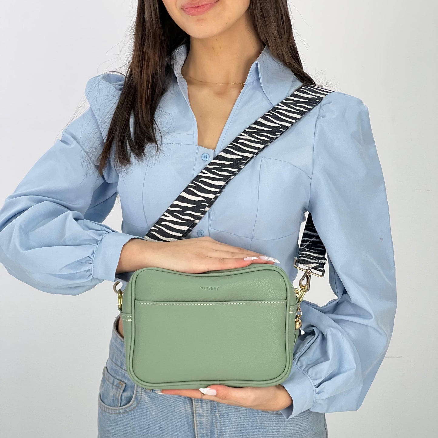 Sage Pouch Cross-Zebra Stride